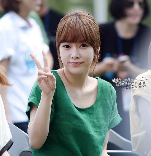 ThuFoxxy's profile picture. 