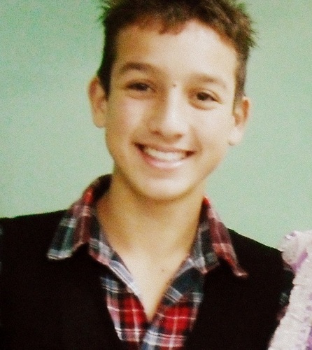 segui ai @RuanArno , solteiro e gosta de mulher :X
