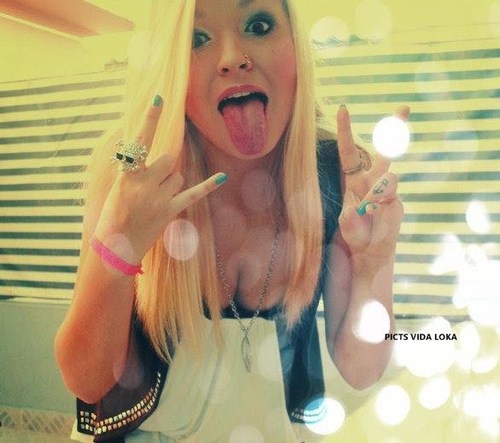 GAUCHA.COLORADA♥.
FUUNKEIRA U.U /  Naamorada do #Peedro sz' .  #Áriana, teimosa. Marrenta ; ciumenta.  ;3