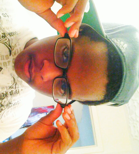 Follow Da Kidd. #Team Follow Back! 
#MDH..POW.^ [R.I.P GARY)