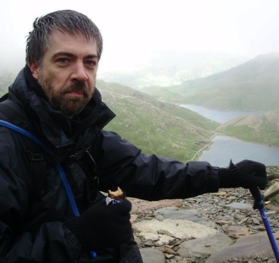 Walking 300 miles coast-to-coast to raise cash for Macmillan Cancer Support.