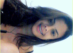 Não é preciso mostrar beleza aos cegos, nem dizer verdade aos surdos. Basta não mentir para quem te escuta, nem decepcionar os olhos de quem te vê.