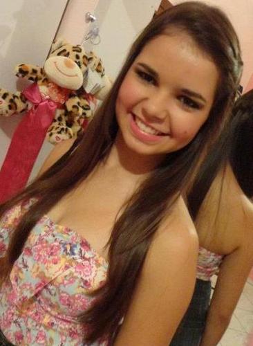 TainaCarolline_'s profile picture. 