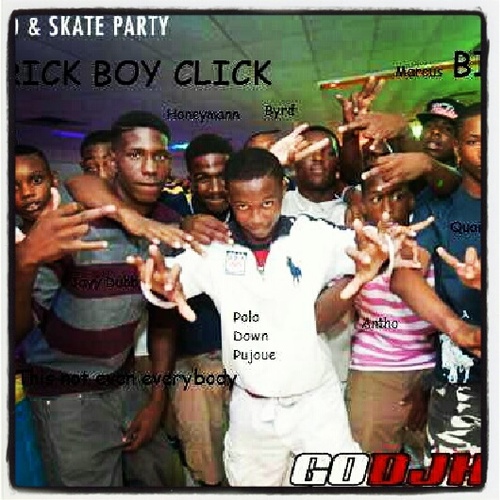 Follow Ayee reaL Nigha 
#BrickBoyyz