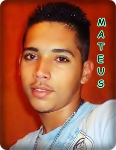 Sou um cara legal, chato, extrovrtido, gaiato, sou São Paulino, signo de aquário e entre outras coisas mais*