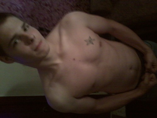 foreverknown2's profile picture. 