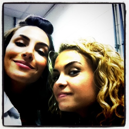 Se cada vez q eu pensasse em vc, sumisse um pedacinho de mim... OPS! Cade eu? @Lua_Blanco e @melfronckowiak eu  amoo vocês