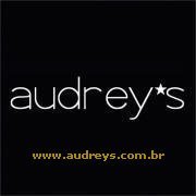 Acessórios Femininos Online. Elegância com a Simplicidade de um Clique!
Audrey's - Simples Assim.