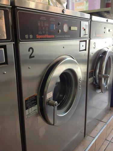 367 Grove St Laundromat, Wash and Fold service, We delivery for free clean coin operated. Super friendly staff 7am-9pm open Seven Days a week.Free WIFI