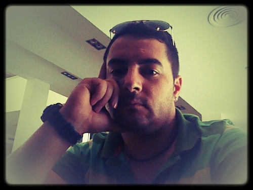 adrian_adyz's profile picture. 