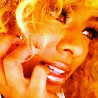 Here for @KeriHilson. Keri Hilson Quotes: Quotes from her own songs, mouth, and interviews! Tweet us your favorite Keri Hilson quote=)