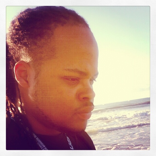 Poet & Rapper. Die-Hard Philly Fan! #WorkHardPlayHard
