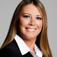 Lisa Marie Vari(@LisaMarieVari) 's Twitter Profile Photo