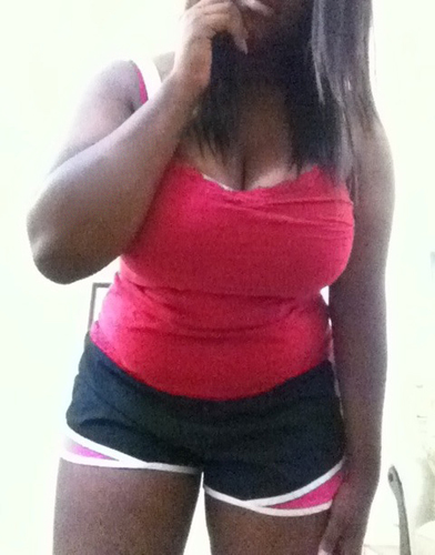 Dont like girls with curves? Go Away! Twit Bff: @Flat_Ass_Probs Twit Sis: @itsallrealtalk