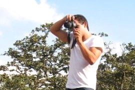 Aventurero, explorador de realidades alternas, apasionado de la vida, las buenas charlas, el arte y la fotografía...