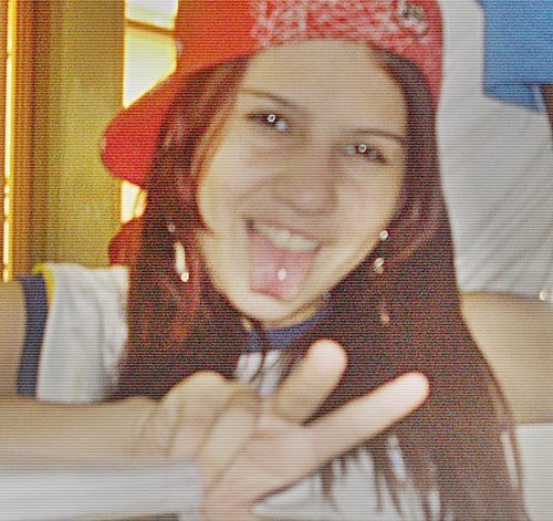 See foor preciso dou minha vida , poor ti sou capaz de morrer enchuca as lagrimas que escorre no rosto meu amor por voçe nãao ée pouco :D Alexandre Cesar♥