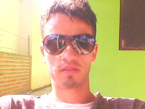 Mas quem JAH abençoa, ninguem amaldiçoa!
 aquee é CAMPEÃO DE TUDO.
Cacequi-RS