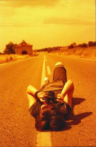 YoOoLyoKas's profile picture. sino actuas como piensas terminara pensando como actuas como