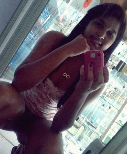 euu só viivvoo acoordaadoO a SOONHááÀ’ ♪ iimaagiinaar, ass vezzess seer uum soonhoo iimpossiiiveel, uma iiluusão ♪ terriiveell seeraa? 
❋ ησѵıηнα тєяяıѵєł