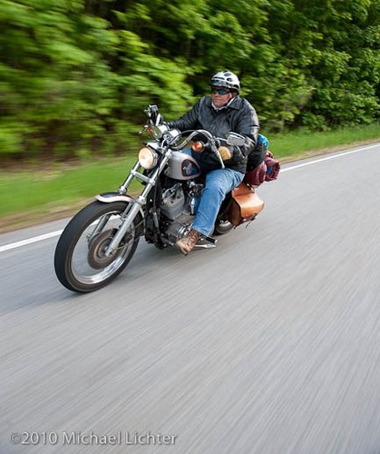 I own and ride motorcycles. I write about riding motorcycle. I Take photos of my rides
http://t.co/SddJ3TOF9w
http://t.co/146UWvqWoq