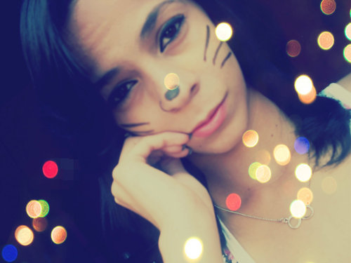 16 anoos, Morenaa,  Chaata, Irônicaa, Teimoosa, Geminianaa, Ciumeenta.. e #Flamenguista  ზ   #FOLLOW te seduz aperta :33