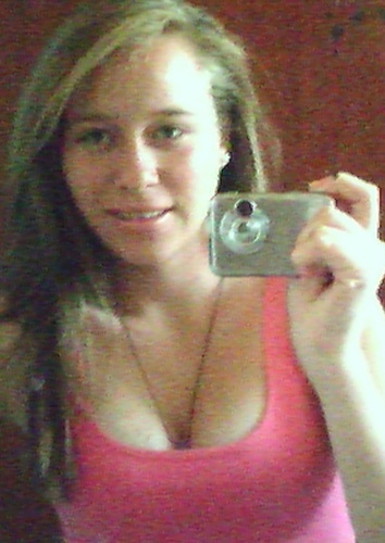 ''A felicidadee mora comigo até a 2° ordem  Amooo eternoooo @Gusttavo_Lima ♥ 
MSN: luanafofy89@hotmail.com se quiser é só add lá :D