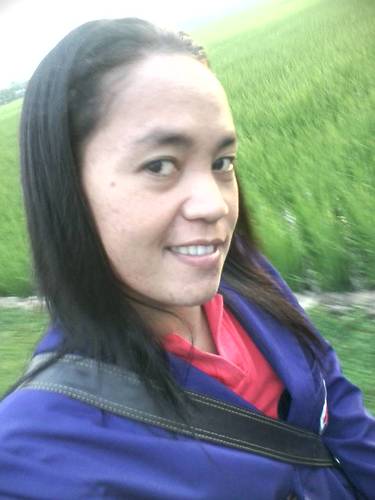 indakdanur's profile picture. hidup butuh perjuangan.....