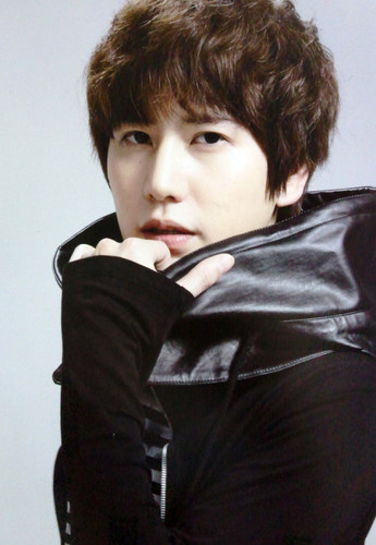 Verified by @Froselix_RP | Kyuhyun from SJ | 88line | Maknae Epil | Singel |