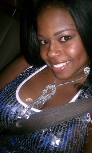 23 Single, happy, smart, fun bi-curious and love to have a great time. #teamfreak# teambigtitties...21