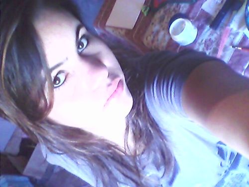 Ninguém viveu minha vida. Ninguém xorou minhas lágrimas , então naum me julgue, fike na sua , nem td  é cm eu quero, e sim cm tm q ser.
