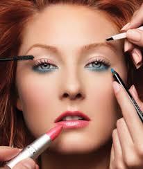 Tips on keeping your Makeup, Hair, & Nails as beautiful as can be ! We do #REVIEWS & #QUICKTIPS on all products !