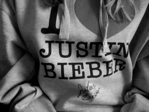 amo a los belieber boys :3