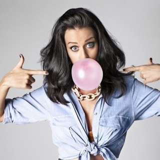 linoo90's profile picture. عفويه .. أبدي الكلمه التي أستحيها 
طموحه لكنّي أتصف باللامبالاه ..
لستُ مغروره و لكن ثقتي بنفسي عاليه جداً