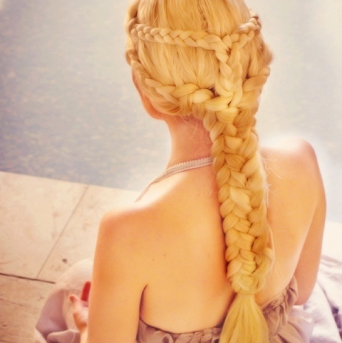 queen of tamarang. Profile