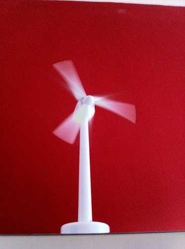 Aiolos Investment AG is a Swiss based and privately held investment company in european onshore windfarms.
