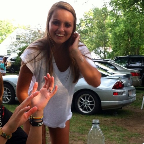 alisonw_'s profile picture. keep it interesting