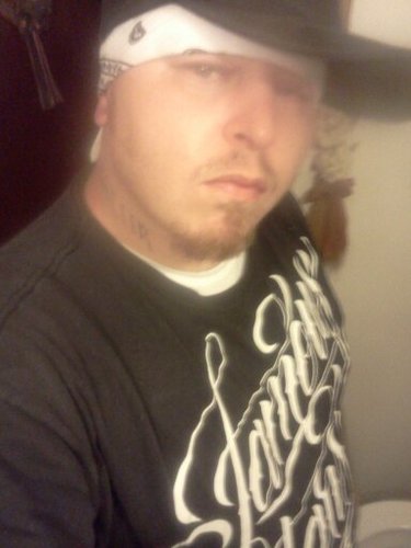 Im the greatest rhymer that will ever b born, I have a y-tube channel, GatorGatorBaby2$HA, U can call me touchee, unsigned true talent, who wan' challenge?