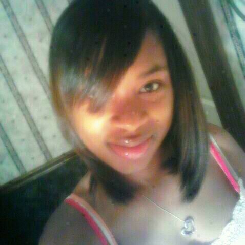 kiamone14's profile picture. , everything happenz for aReason`. Lifee qoes on !