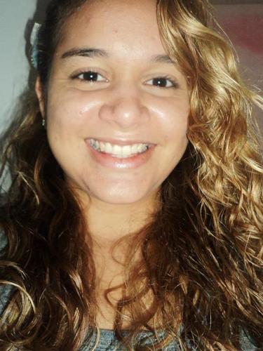 poucos aninhos,estudante do ifpb.  ministra de louvor...serva do Deus vivo!!!