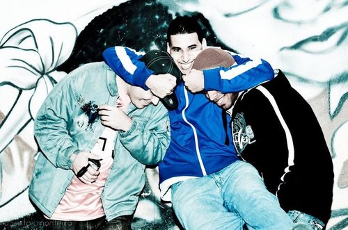 Twitter Oficial de Frases das Músicas do @GrupoNVRAP