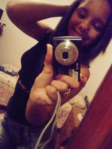 -  Essa coisa de agradar a todos, nñ ée coomigo  (YY'