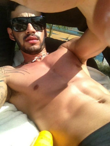 Cada dia que passa aumenta mais e mais o nosso Amor Pelo @Gusttavo_lima .. Criado dia : 05/10/2011 ..