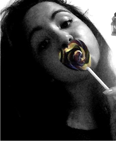 Virginiana / INTERNACIONAL  ♥ / Ciumenta / Chocolate / Amiga .......... #FollowMe ?
http://t.co/ls8L0OBtQU