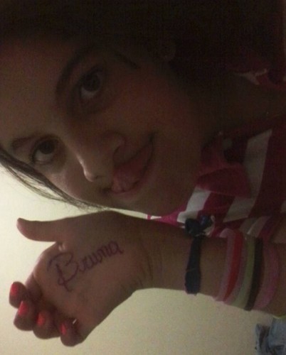 ~ × a gatinha brincalhona&animada
qe você vê na photo babý

o meu jeito de ser as vezes
incomoda os outros. .
mas eu nao ligo ;)
sou o qê sou.