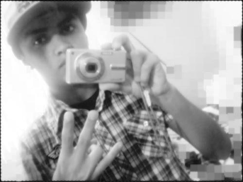 MSN: douglas.sedutor2012@live.com

   ||Subi feito um foguete rasgando essa imensidão
E calei cada boca que pra mim já disse não....♫
