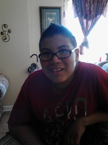 Follow me and I follow back and I love Jordan sanders
