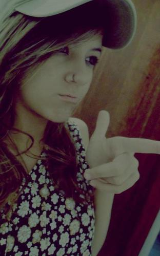 Faça tudo que lhe agrada pois a vida é uma desgraça.
Cone Crew Diretoria.