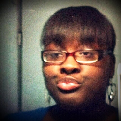 davinessafelder's profile picture. uno