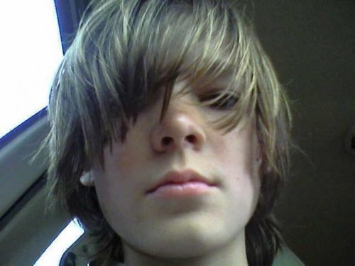 sigam a minha minha chatinha s2 @sarah_maianw /
 sigam meu idolo @justinbieber! Peace for the world! #sigodevolta