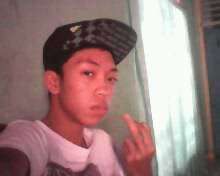 tlong follow twitter aq ea pliss.....///